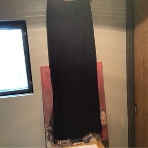 Maxi black Mossimo skirt